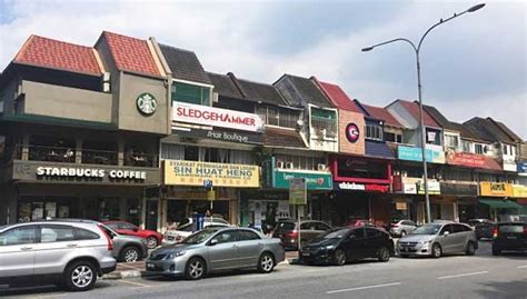 Ismail in petaling jaya is a town where the more affluent community stays. TTDI: More than just a place to live but a social ...