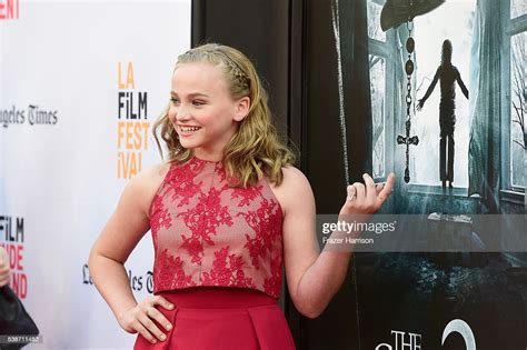 actress madison wolfe attends the premiere of the conjuring 2 news photo getty images