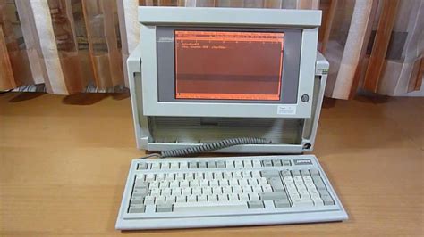 Compaq Portable Iii Machine With Gas Plasma Display Youtube