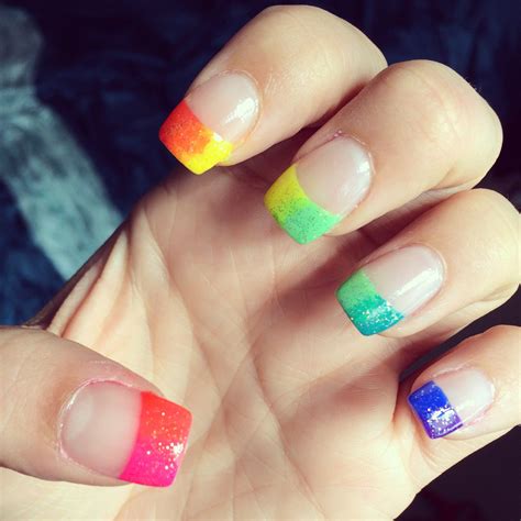 Summer rainbow nails! Love them 💜 | Nails, Rainbow nails ...