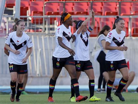 Club de deportes santiago morning femeni. Santiago Morning logra su primer título en el fútbol femenino nacional | soychile.cl