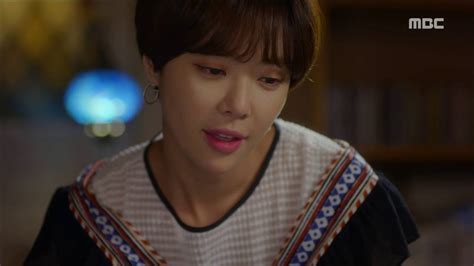 Lucky Romance 운빨로맨스 Ep12 Hwang Jung Eum Watched Ryu Jun Yeol Sleep