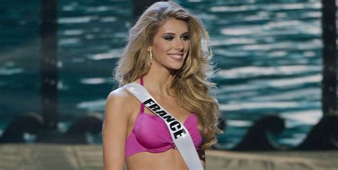 Miss Univers Camille Cerf En Bikini Pendant Le Concours Purebreak