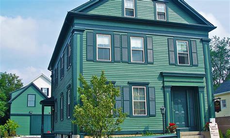Lizzie Borden House Fall River Massachusetts Really Haunted