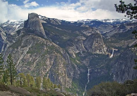 The Yosemite Peregrine Lodge Hikes In Yosemite Valley Hike The