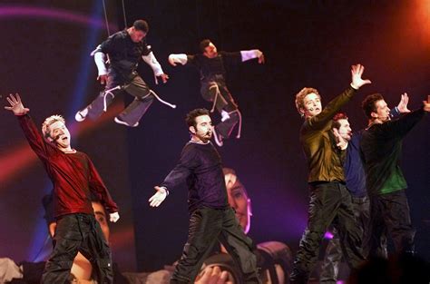 Nsyncâ€™s Bye Bye Bye At The 2000 Amas Best Performances Of The American Music Awards