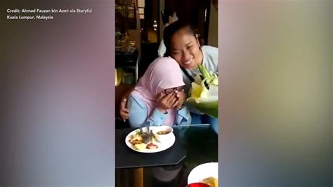 Daughter Travels More Than 6000 Miles To Surprise Mom On Her Birthday