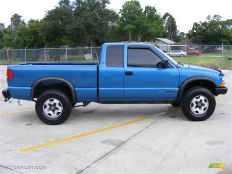 2000 Space Blue Metallic Chevrolet S10 Ls Extended Cab 4x4 14792585