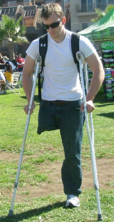 Shoulder Crutching At The Fair Photoset Men Style Guys