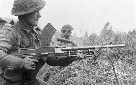 Meet The World War Ii Squad Automatic Weapon The Precursor To Modern