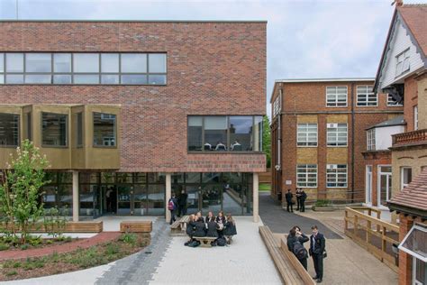 St Benedicts School Ealing Van Heyningen And Haward Architects