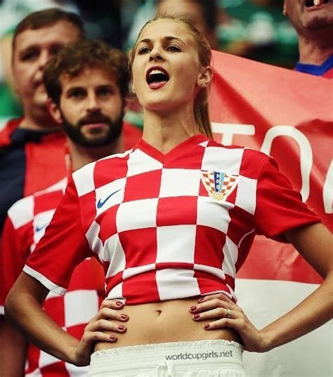 top 100 photos of hot female fans in world cup 2018 all top 10 soccer girl football girls