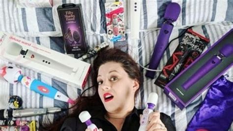 This Woman Tests And Reviews Sex Toys For A Living Heres What Shes
