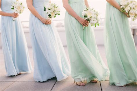 Discover our collection of bridesmaid dresses in short and long lengths, from embellished to strapless styles. coral bridesmaid dress | Tulle & Chantilly Wedding Blog