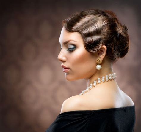 31 Easy Retro And Vintage Hairstyles To Try This Year
