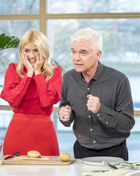 Holly Willoughby And Phillip Schofield Left Red Faced After Calling