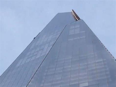 Shard Climber Man Spotted Scaling Londons Highest Building ‘with No