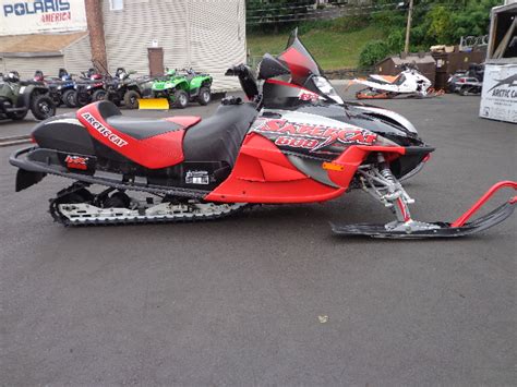 I know the riding seems a bit lame, but i had my son on the back and since we weren't riding with all the essential safety gear besides helmets, i wanted to. Review of Arctic Cat Sabercat 700 EFI EXT 2006: pictures ...