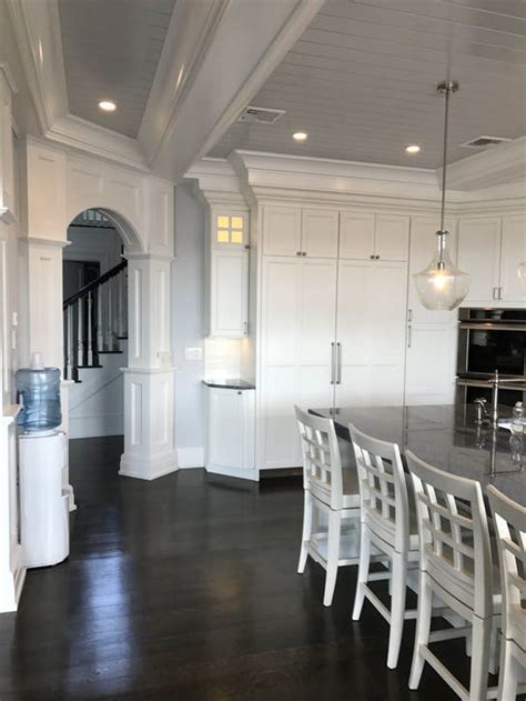 Classic white kitchen with a bright schoolhouse inspiration read. Houzz Feature: White Shaker Kitchen - Lakeville Kitchen ...