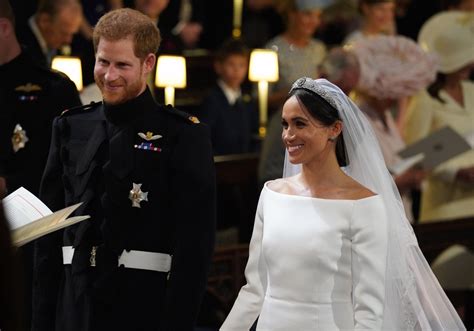 Mariage Du Prince Harry Et De Meghan Markle Découvrez La Photo Officielle Des Mariés Elle