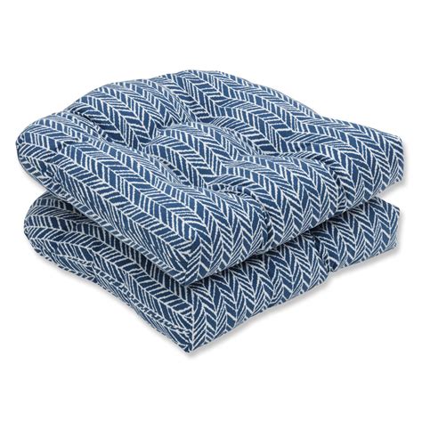 It's airy, comfortable to sit in and easy to move around thanks to its low weight. Pillow Perfect Outdoor / Indoor Herringbone Ink Blue ...