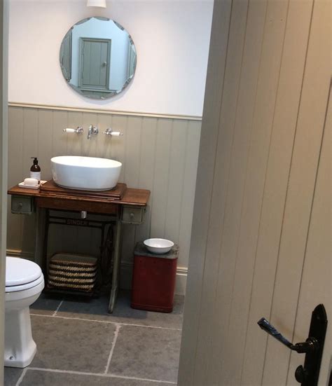 Farrow & ball paint was founded in the uk back in 1946. Walls in Wevet No 273 and panelling in Hardwick White No 5 by Farrow and Ball. | Round mirror ...