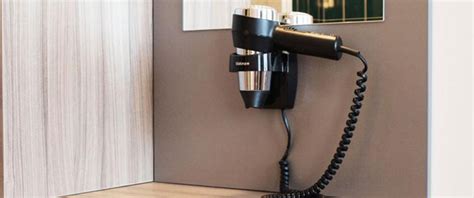 Reserve a comfort inn hotel today! COMFORT INN VAUXHALL hotel, London | 41% off | Hotel Direct