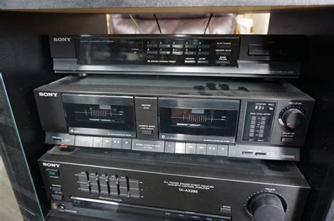 Sony Stereo Components In Cabinet Big Valley Auction