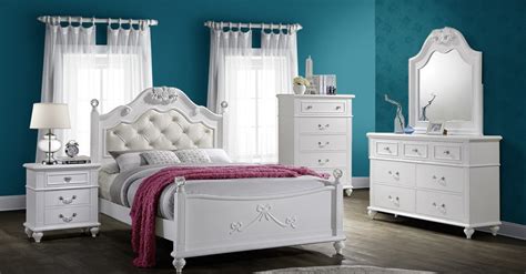 When investing in kids bedroom furniture sets, there's one durable material you should look out for. Kids Bedroom Furniture - Beck's Furniture - Sacramento ...