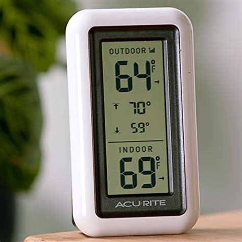 Acurite 00424ca Digital Thermometer With Indooroutdoor Temperature