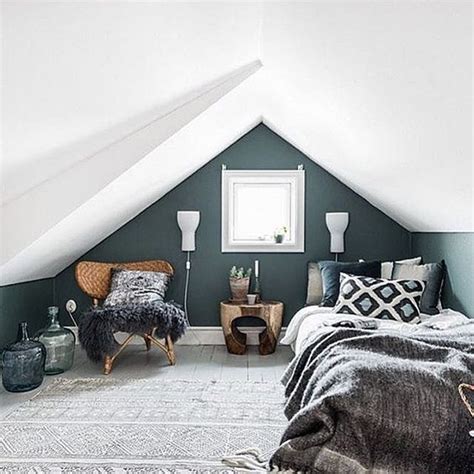 From master bedrooms to charming guest suites, discover the top 60 best cool attic bedroom ideas. Attic Bedroom - How to Decorate Attic Bedrooms | Decorated ...