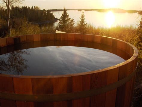 Barrel Hot Tubs Cedar Hot Tubs And Wooden Hot Tubs Cedar Hot Tub