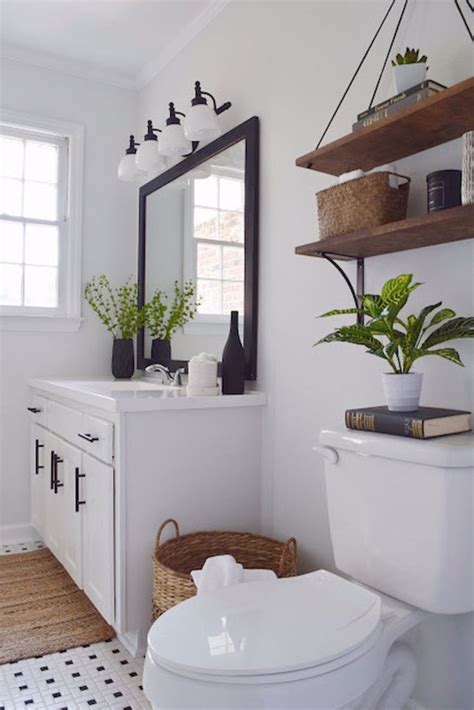 Vintage Farmhouse Bathroom Remodel Ideas On A Budget 37 White