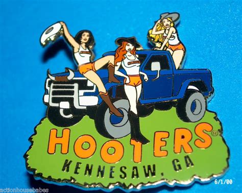 Hooters Restaurant Redneck Girls In Pickup Truck Kennesaw Ga Georgia Label Pin Ebay