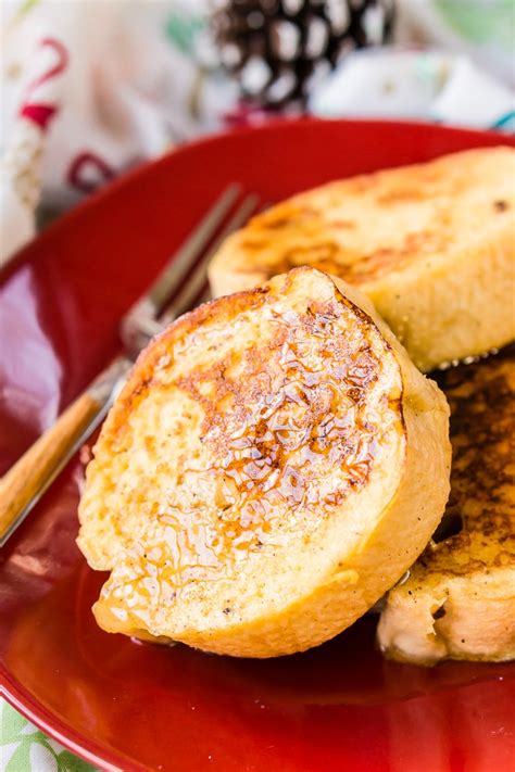 Easy Eggnog French Toast Christmas Breakfast Recipe
