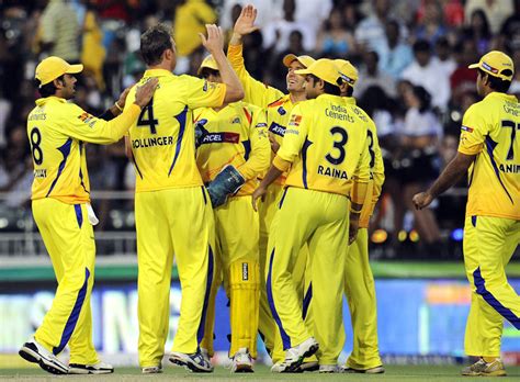 Follow champions league twenty20 and 5000+ competitions on scoreboard.com! Chennai vs Warriors 2010 CLT20 Final Photos - CSK vs WAR ...