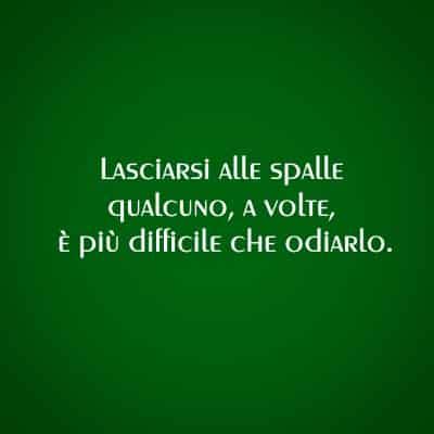 Batteria scarica, disturbare più tardi. Stati per WhatsApp tristi: frasi, aforismi e immagini