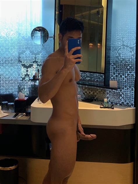 Paolo Amores Nude Photos Photo 2 Boyfriendtv Com
