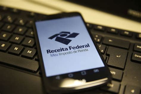 A restituição é dividida em lotes e normalmente é paga entre os meses de junho e dezembro. Imposto de Renda: primeiro lote de restituição será ...