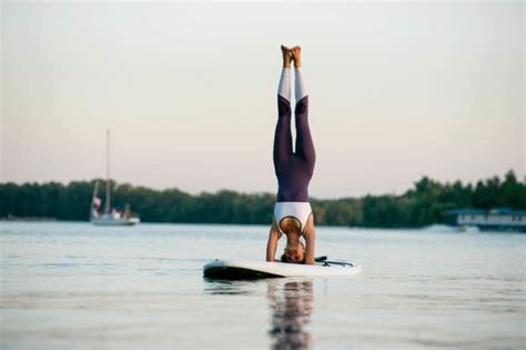 20 Paddle Board Yoga Poses And How To Do Them Hobbykraze