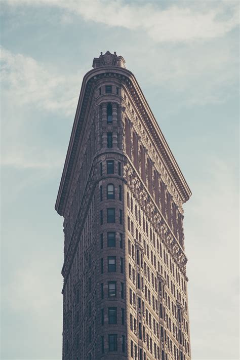 무료 이미지 건축물 하늘 건물 시티 마천루 도시의 맨해튼 뉴욕시 도시 풍경 도심 경계표 정면 푸른 탑