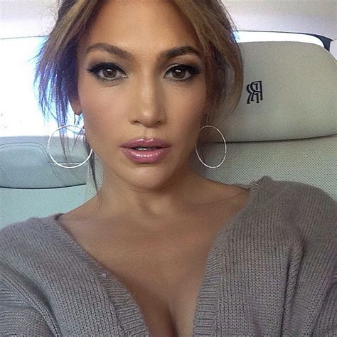Jennifer Lopez Posted Her First Selfie Of The Year With The Hashtags