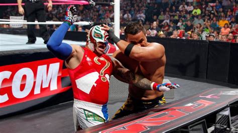 Wwe In Live Rey Mysterio And Sin Cara Vs Primo And Epico