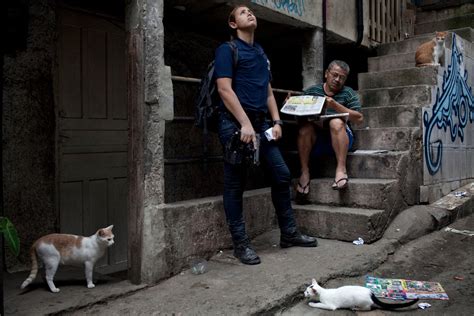 Rio Slum Occupied By Police In Pre Olympics Security Push The New York Times