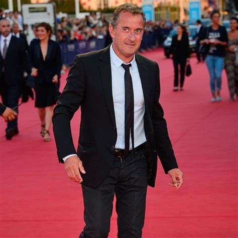 Christophe dechavanne was born on january 23, 1958 in paris, france. Christophe Dechavanne se confie sur la nouvelle femme de ...