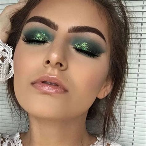 10 St Patricks Day Makeup Looks You Need To Try Society19 Uk Day