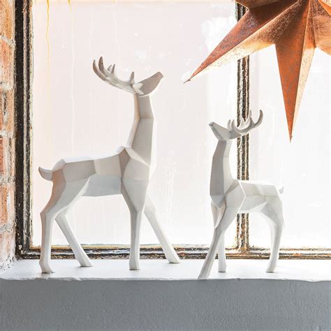 Add A Contemporary Touch To Your Home This Christmas With This Stag