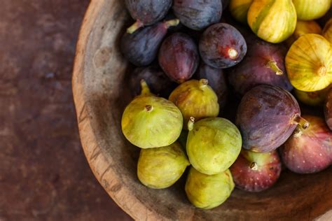Fresh Figs Available At Zupans Markets