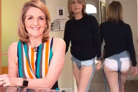 Loose Women S Kaye Adams And Nadia Sawalha Flash Bums In Ridiculous Extreme Ripped Jeans That