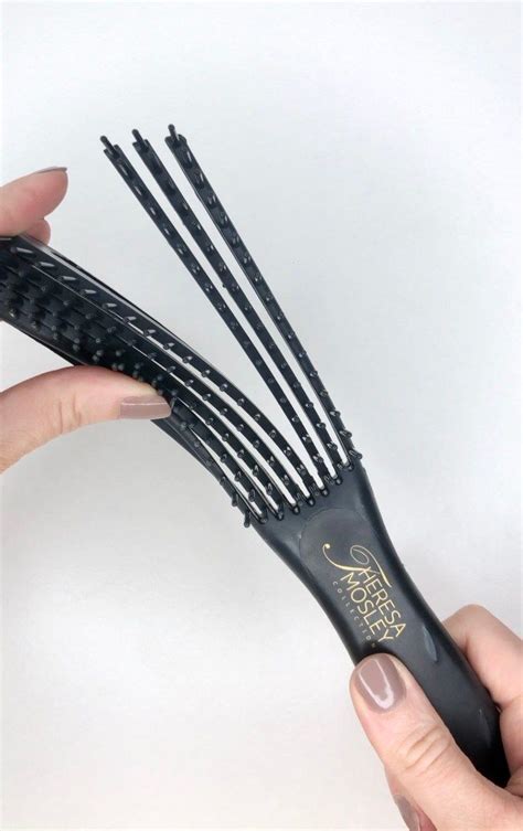 10 Best Combs And Brushes For Curly Hair Types To Buy In 2023 Comb